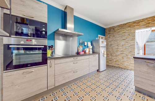 Feuquieres House | Look forward to a wonderful time in this vacation home in an ideal location for outdoor activities.
