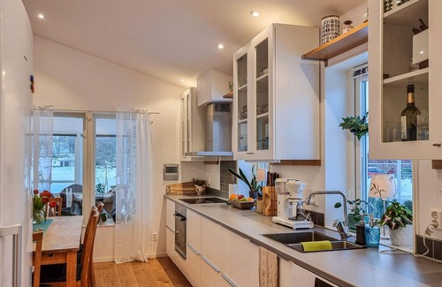 Molltorp House | Look forward to a wonderful vacation in this homey house.