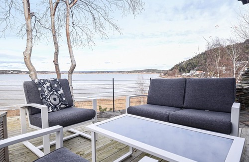 Kode House | Look forward to the vacation with fantastic panoramic view of the sea.