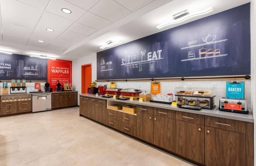 Tigard Hotel | Look No Further! Free Parking, Pool, Minutes to Portland Children’s Museum!