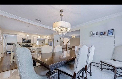 Merrick House | Look no further !