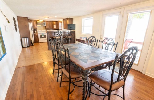 Leesburg Cabin | Lookout Nook Waterfront on Weiss Lake