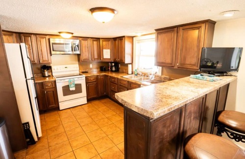 Leesburg Cabin | Lookout Nook Waterfront on Weiss Lake