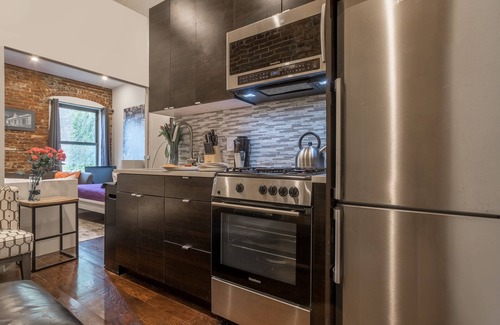 Tudor City Apartment | Looks Like A Ralph Lauren Ad! Sleeps 6, In 2 Bedroom Loft