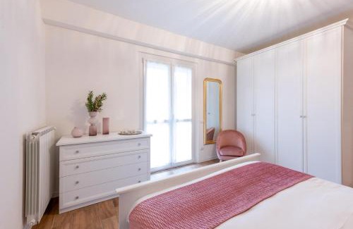 Albate Apartment | Lora flowers Suite, free parking,self check in, 5