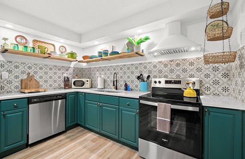 Indian Harbour Beach Apartment | Lora Square