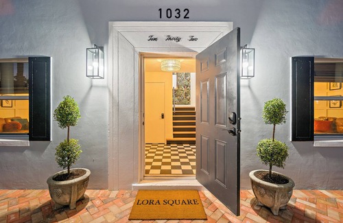 Indian Harbour Beach Apartment | Lora Square