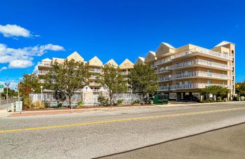 North Ocean City Apartment | Lorelei II 101
