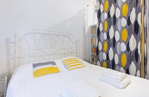 Loreto Apartment | Loreto Courtyard Apartment