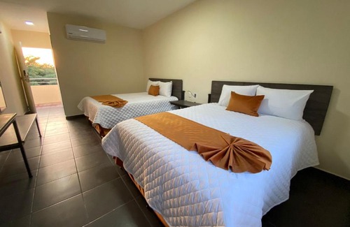 Cotaxtla Hotel | LOS BAMBUES HOTEL