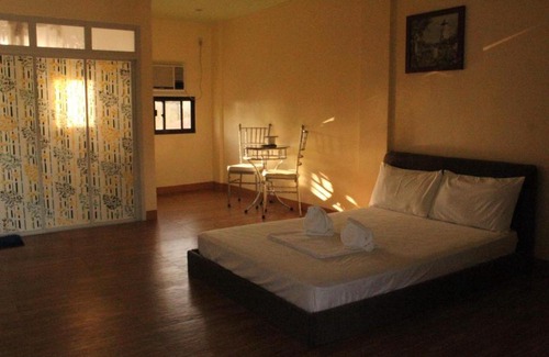 Bolinao Hotel | Los Ecijanos Inn