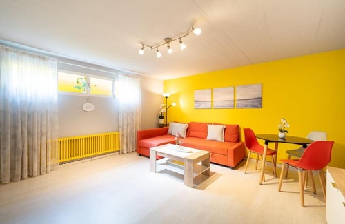 Losone Apartment | Losone-Ascona: 20 min a piedi, parcheggio gratuito