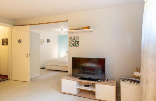 Losone Apartment | Losone-Ascona: 20 min a piedi, parcheggio gratuito