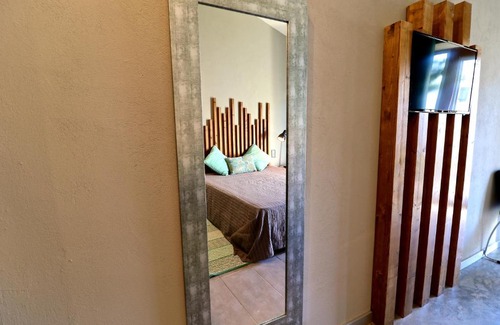 Patroves House | Lost & Found - Guesthouse & Suites