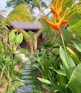 Seremban House | Lot2990 Seremban 3 Homestay by SkyLimit Suites