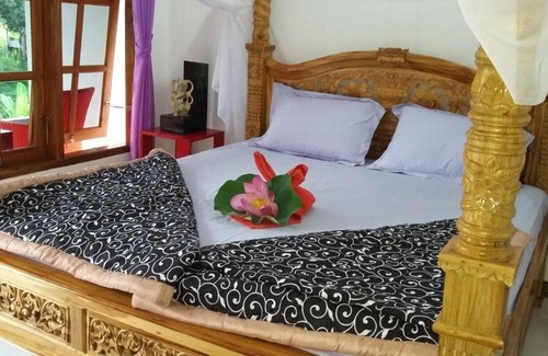 Singaraja House | Lotus Guesthouse Sudaji: a natural and unique place in the North Bali.