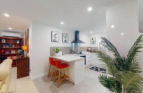Caboolture South House | LOTUS LANDING - ENTERTAINMENT PLUS!