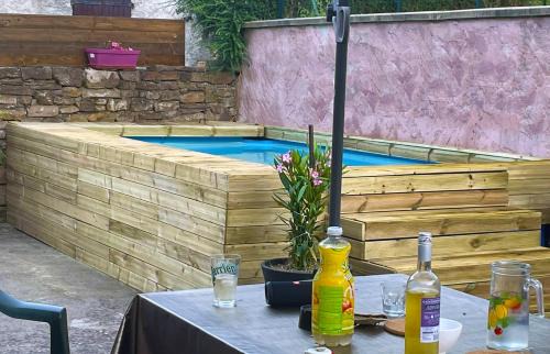 Laval-Roqueceziere House | Lou Flambadou