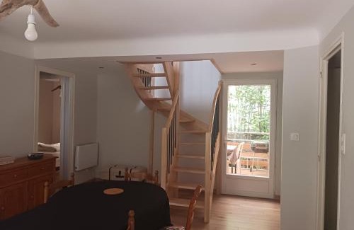 Villefort Apartment | Loue appartement duplex de 90m2 refait à neuf