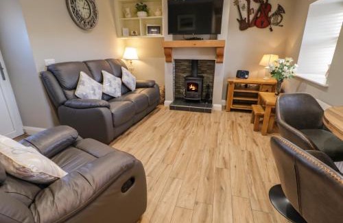Newry House | Lough Island Reavy Cottage