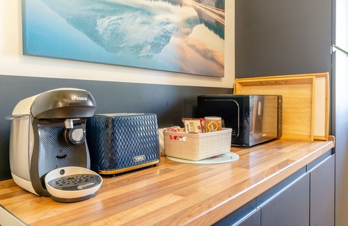 Llantwit Major House | Lougher-Moor - Three Bedroom House, Sleeps 5