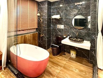 Hoc Mon Hotel | Love Hotel Hóc Môn