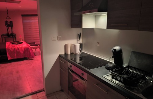 Athies Apartment | love room arras tentation, love room tentation arras
