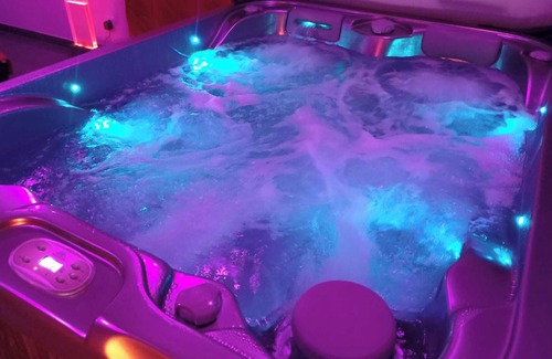 Damprichard House | Love Room : Chambre, Suite Avec Jacuzzi et Sauna Privatif