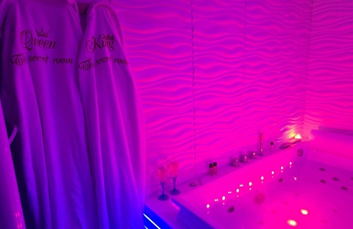 Brachy Apartment | Love Room, Maison 60m2 Balnéothérapie, Sauna, Siège Massant et Pièce Secrète