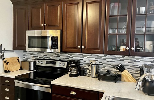 Glenwood Grove - North Iris Condo | ❤Love This Home ! 2B/2B. Quiet Oasis. Fast Wi-Fi, Pet Friendly