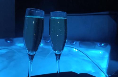 Vincey House | lovebirds spa