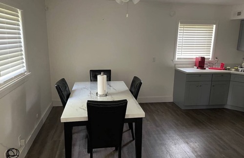 Merrillville Apartment | Lovely 1 bed room apartment, all to yourself.