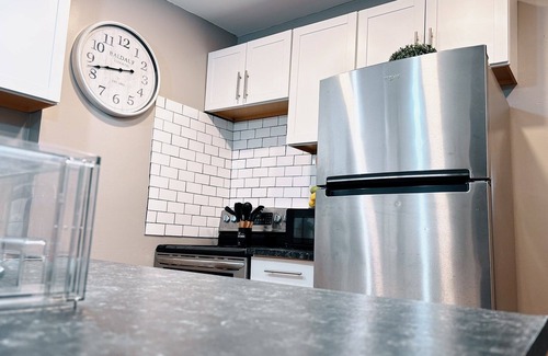 West Philadelphia Apartment | Lovely 1- bedroom Apartment Sleep 2