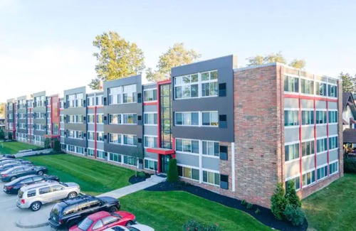 Lakewood Apartment | Lovely 1 - bedroom unit/free parking on premises