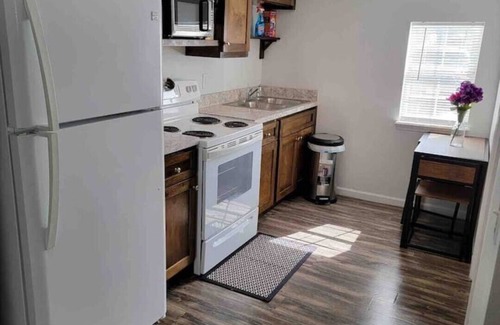 Houston Apartment | Lovely 1-Bedroom vacation home with 1 free packing