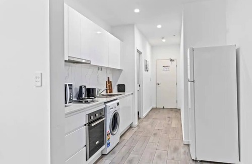 Burwood Apartment | Lovely 1Bed Studio at Burwood | MHS