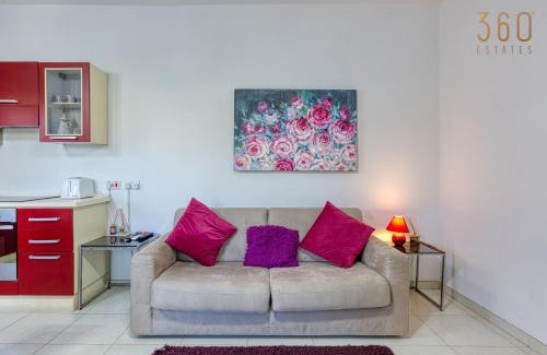 Gzira Apartment | Lovely 1BR Apt with private balcony in Gzira by 360 Estates