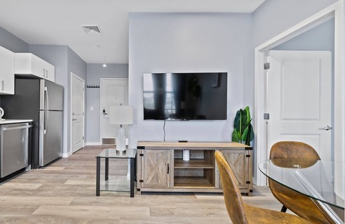 Everett Apartment | Lovely 1BR Near Encore Boston 8015