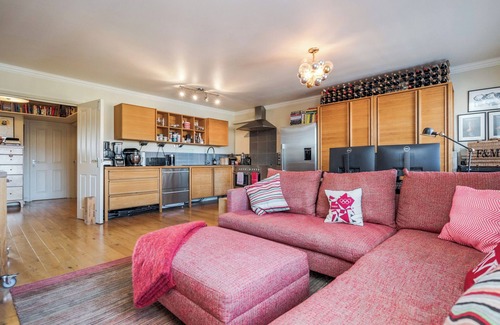 Waterloo Apartment | Lovely 2 bed 2 bath flat in Southbank