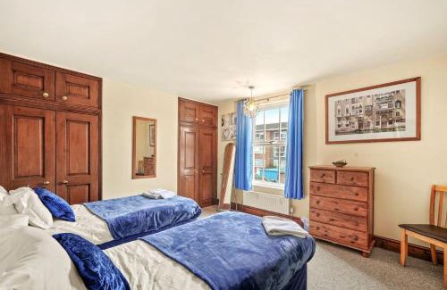 Maidstone Apartment | Lovely 2 bedroom duplex apartment, Maidstone sleeps 5