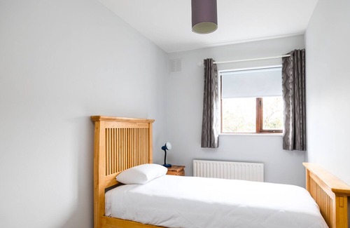 Beaumont Apartment | Lovely 2 BR Maisonette in Beaumont, Dublin