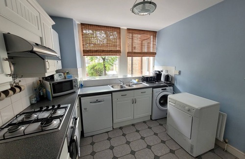 Greenwich Apartment | Lovely 2 Double Bedroom Apartment in Historic Greenwich