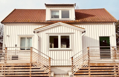 Sollentuna Apartment | Lovely 3-bed Flat In Stockholm