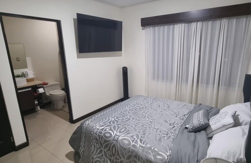 Desamparados Apartment | Lovely 3 bedroom condo with pool & gym