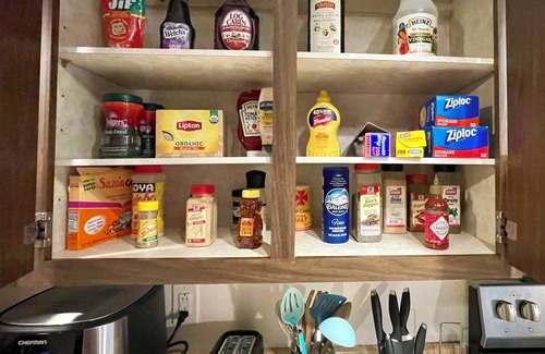 Upper Darby House | Lovely 3-bedroom home away from home. Near Philly and Airport.