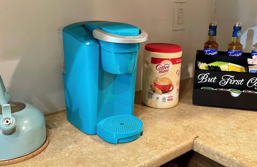 Upper Darby House | Lovely 3-bedroom home away from home. Near Philly and Airport.