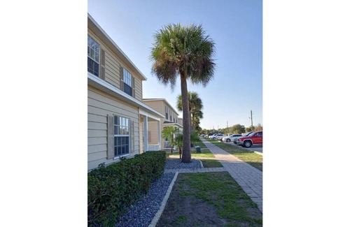 Royal Oak Golf Country Club House | Lovely 3bd + Office- your Perfect HomeStay