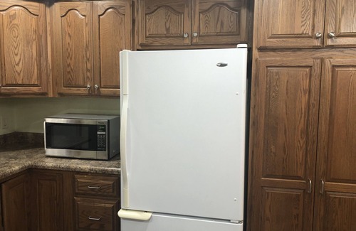 Twain House | Lovely 3BR Close to Downtown