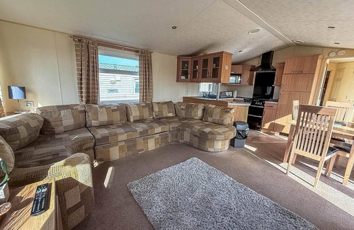 Louth House | Lovely 6 berth caravan with decking at Sunnydale Holiday Park ref 35130SD