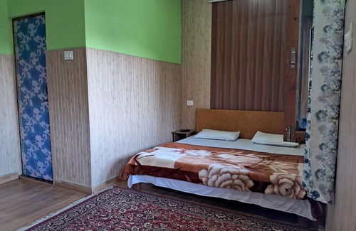 Didihat Hotel | Lovely 9-bedroom hotel in Patal Bhuvaneshwar